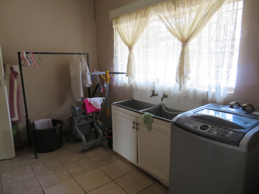 4 Bedroom Property for Sale in Delareyville North West